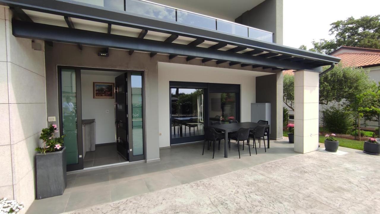 Indigo Vila *