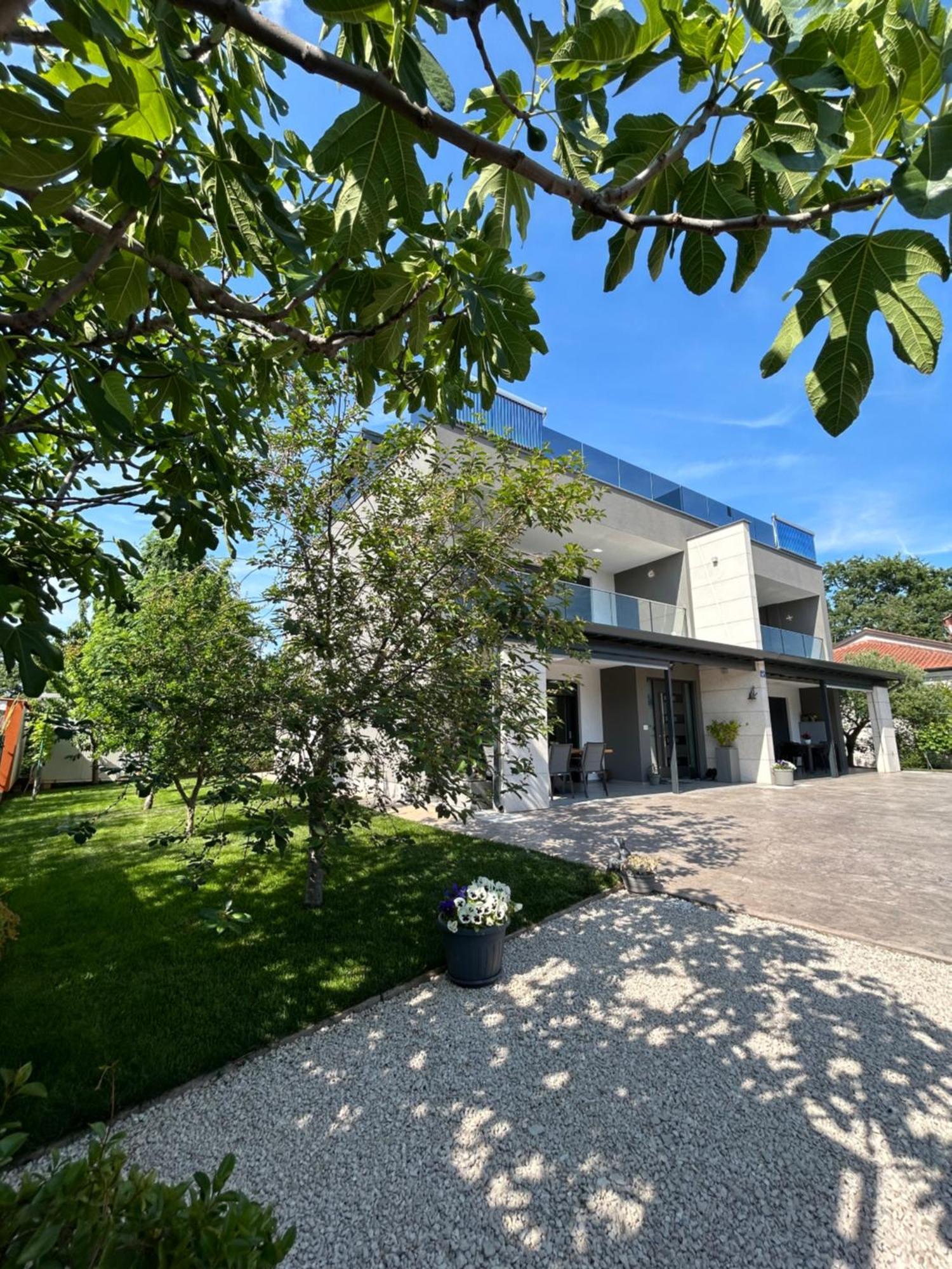 Villa Indigo *